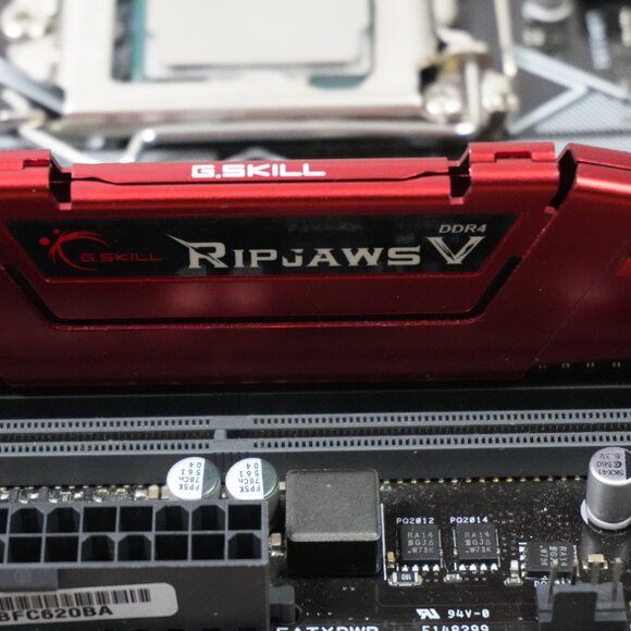 Asus Z-370-P Motherboard PC - Picture 3 of 11